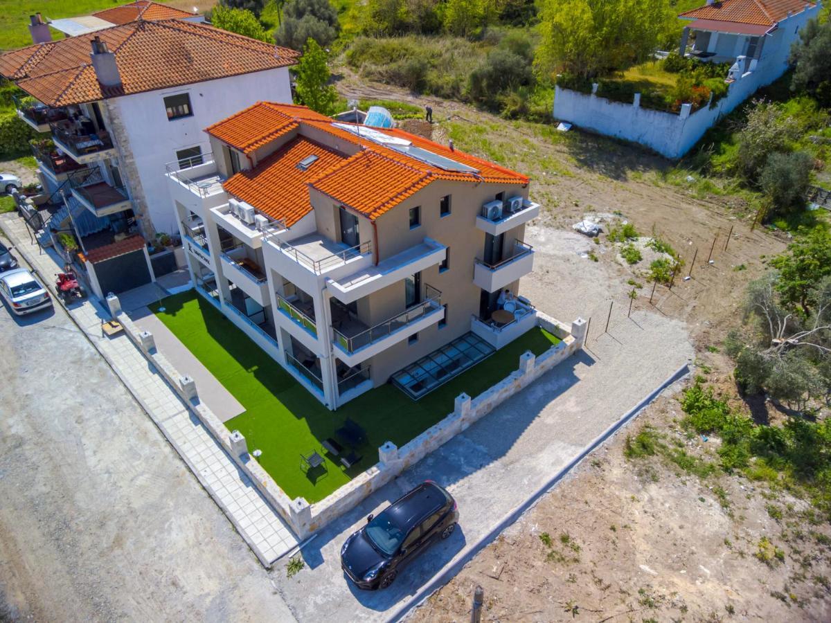 Lighthouse Apartments Kriopigi Exterior photo