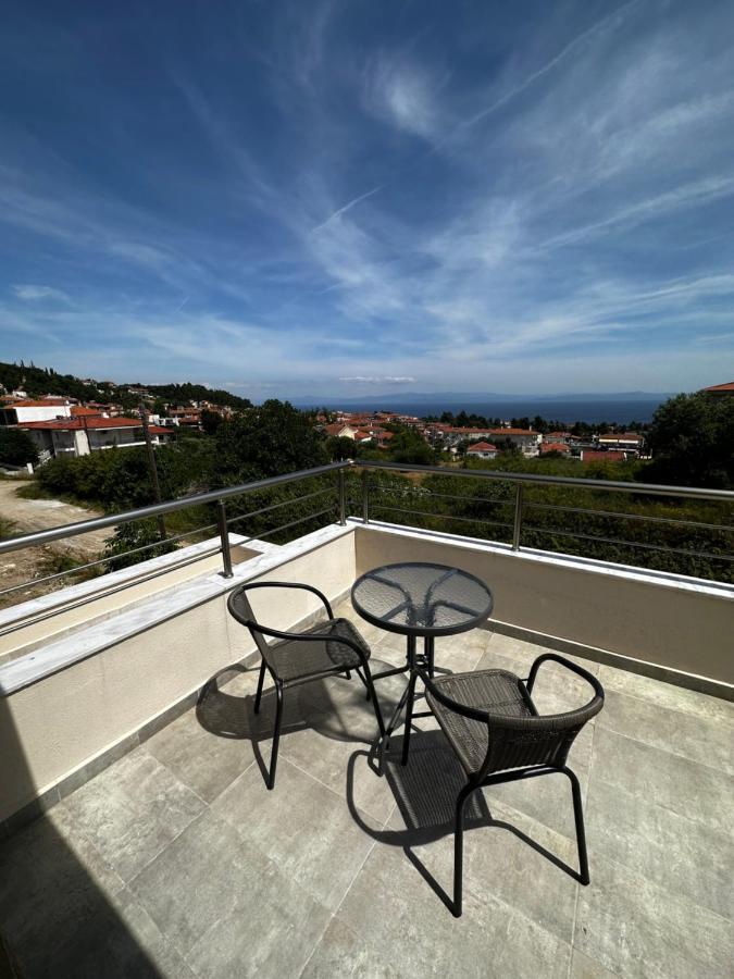 Lighthouse Apartments Kriopigi Exterior photo